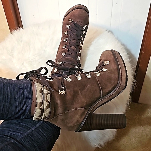 Coach brown suede boots - Picture 3 of 16